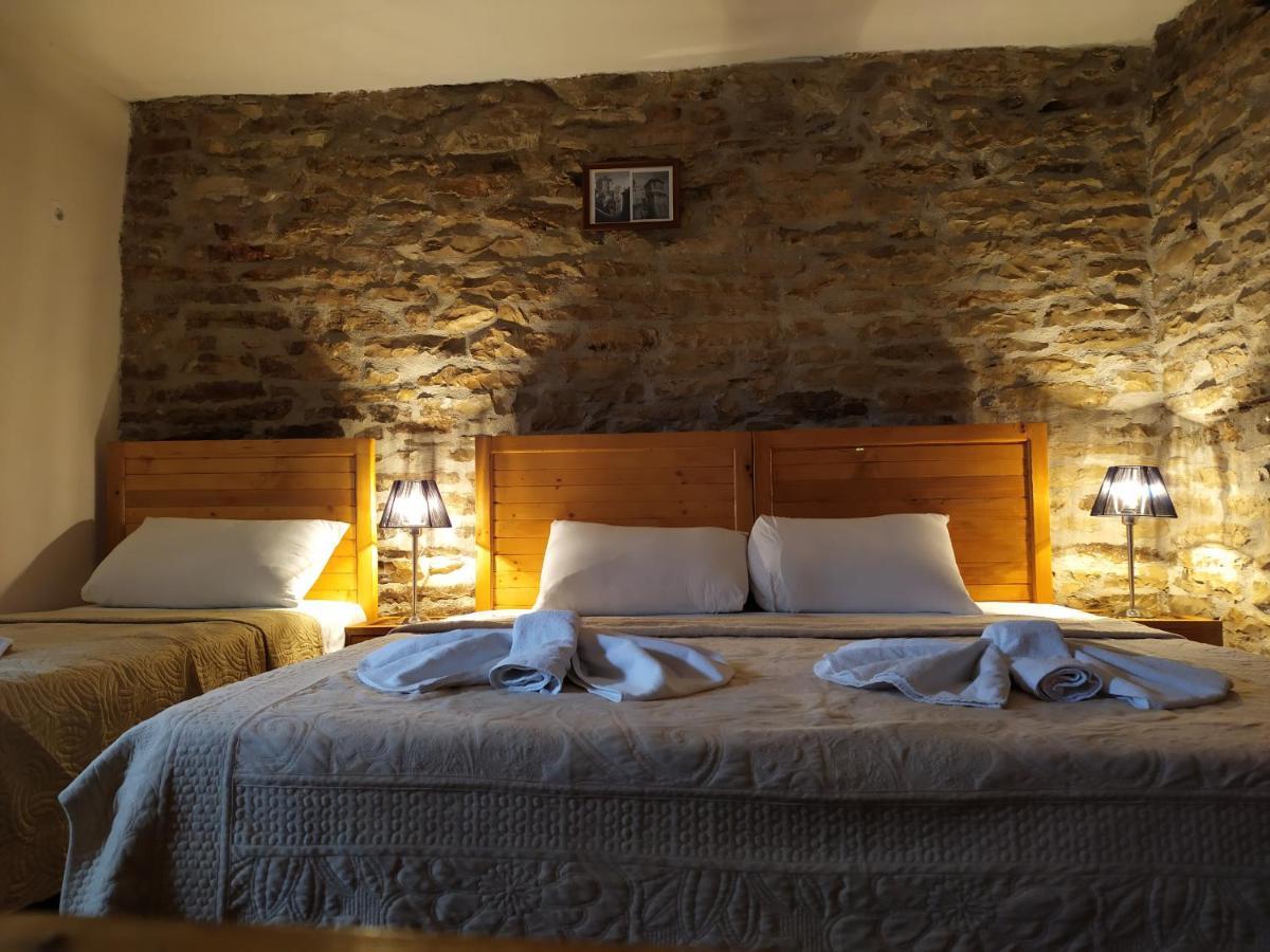 Guest House Salaria Гирокастра Экстерьер фото