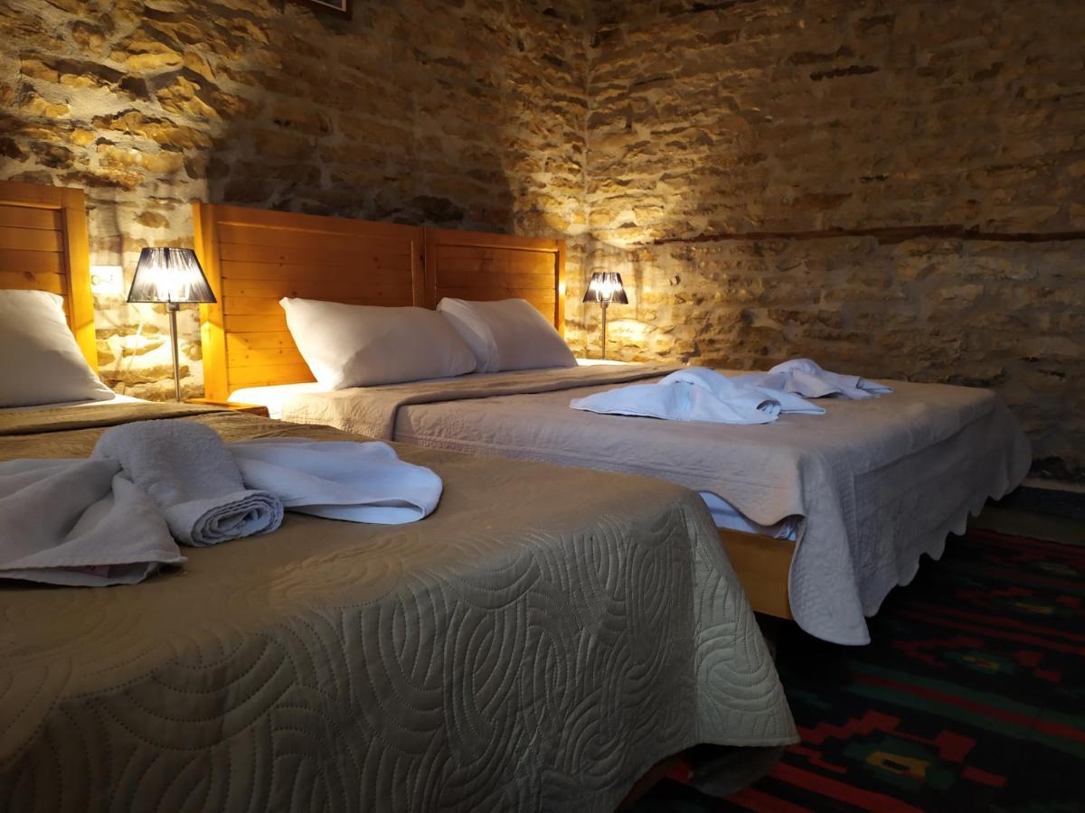 Guest House Salaria Гирокастра Экстерьер фото