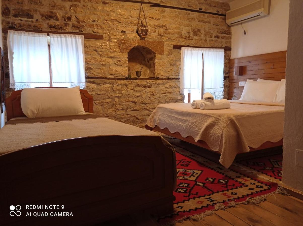 Guest House Salaria Гирокастра Экстерьер фото