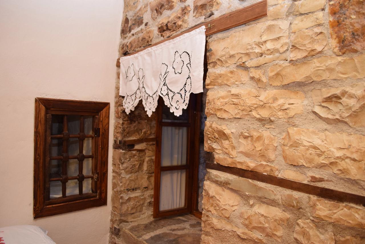 Guest House Salaria Гирокастра Экстерьер фото